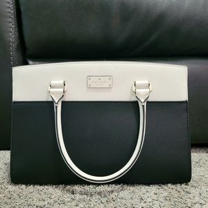 🏷1 DAY SALE🏷 🖤🤍Kate Spade Lana Grove Street Satchel NWOT 🤍🖤